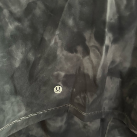 Lululemon define hoodie size10 used excellentcondition mild pilling underarm - Picture 5 of 11